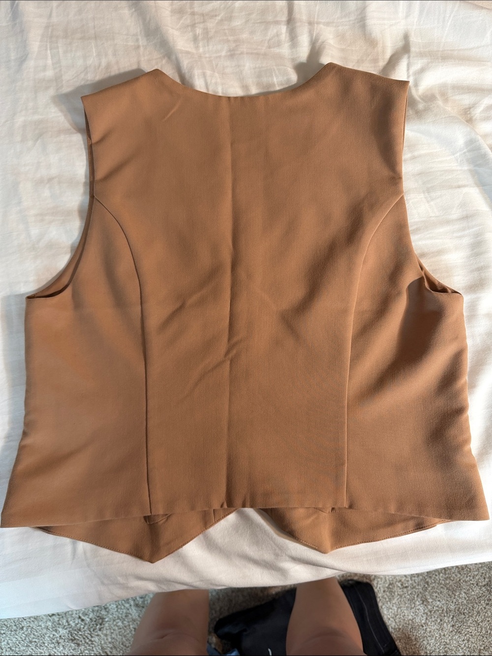 Abercrombie & Fitch Button-Front V-Neck Vest Top - Camel Brown - Picture 3 of 4
